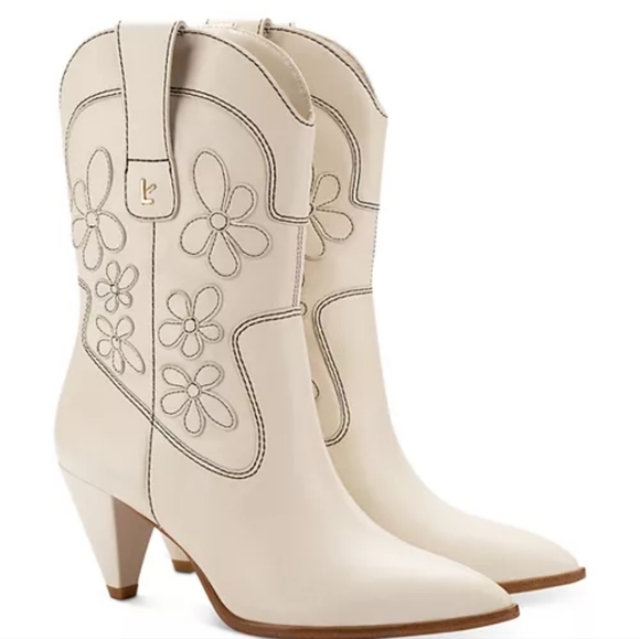 Larroude Shoes - New Larroudé Thelma Boots from Anthropologie Ivory 5.5